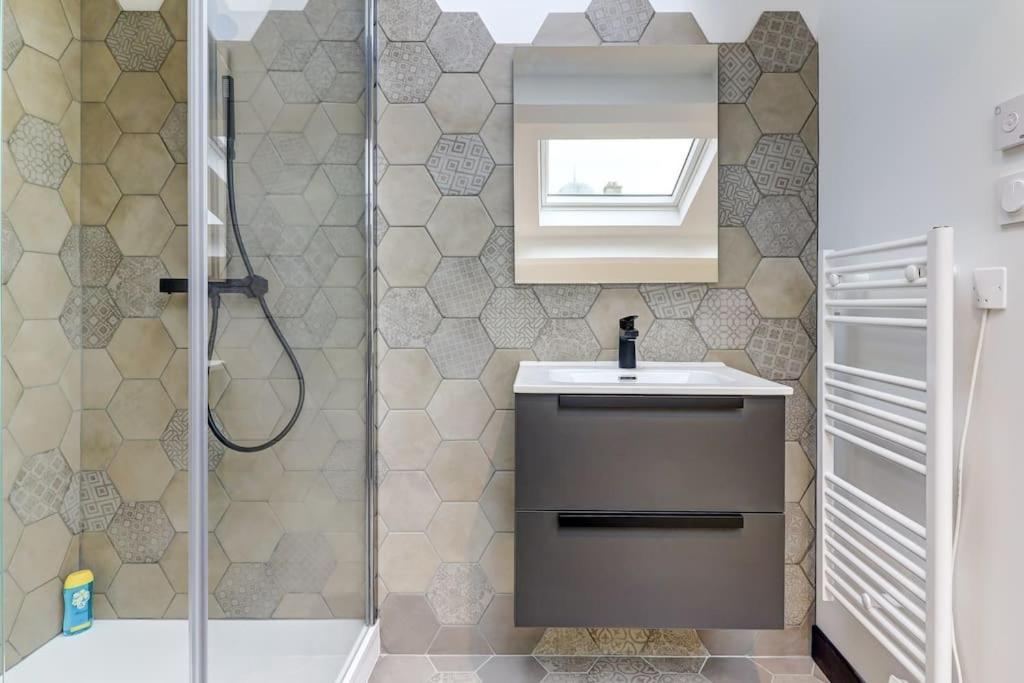 La Cambuse Topdestination-Bourg - Centre Ville - Classe 3 Etoiles מראה חיצוני תמונה